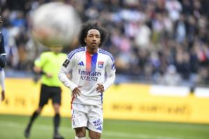 球天下官网-马利克-福法纳谈被曼联逆转：我们有点松懈，以为比赛已经结束