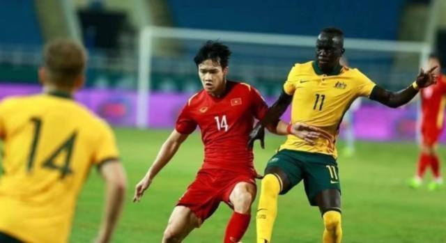 球天下体育足球直播-【世预赛】格兰特致胜 澳大利亚1比0越南取两连胜